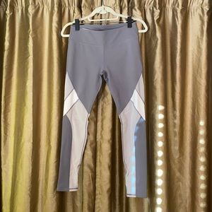 Fabletics • Bambi Legging